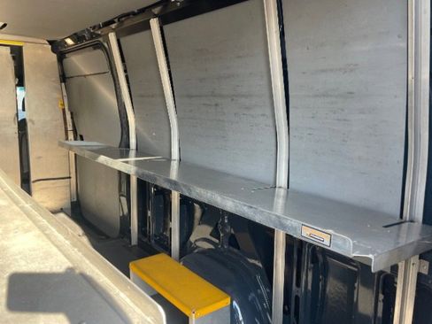 Used 2019 Mercedes-Benz Sprinter 170 image 12