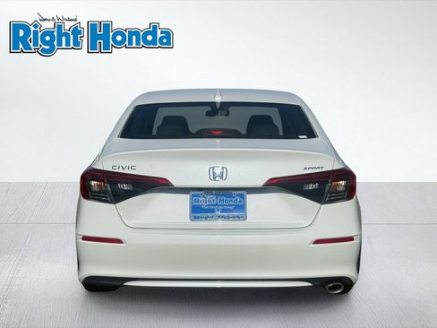 Used 2024 Honda Civic Sport image 7