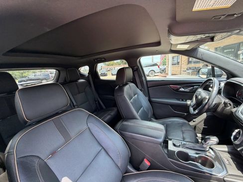 Used 2019 Chevrolet Blazer Premier w/ Sun and Wheels Package AWD/4WD image 12