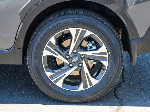Certified 2025 Subaru Crosstrek 2.5i Premium AWD/4WD image 10