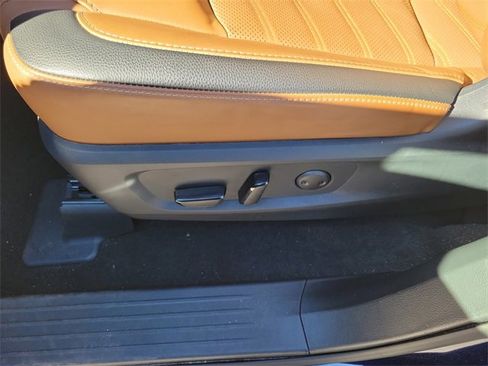 Used 2023 Nissan Pathfinder Platinum image 14