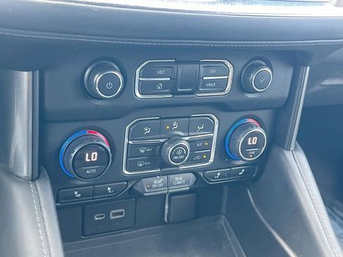 Used 2022 Chevrolet Tahoe LT RWD image 23