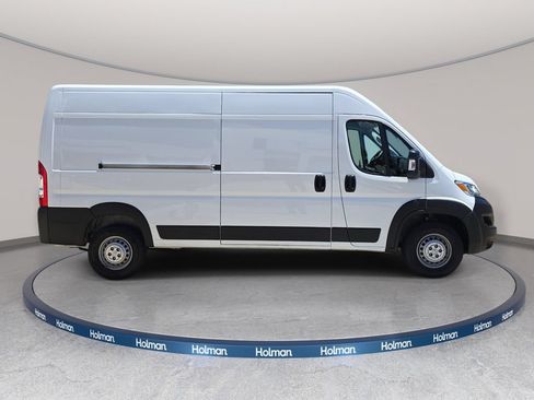 Used 2025 RAM ProMaster 2500 w/ Convenience Group FWD image 5