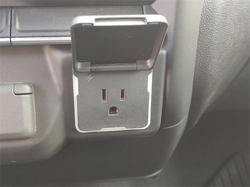 Used 2022 Chevrolet Silverado 1500 Custom image 20