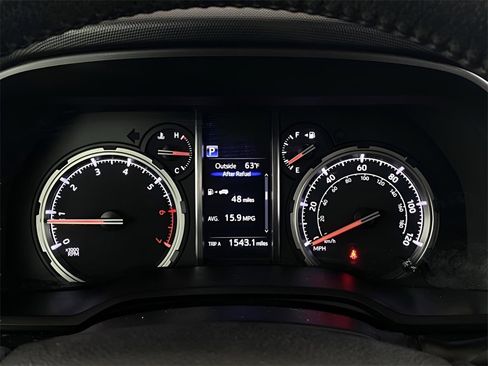 Used 2021 Toyota 4Runner TRD Off-Road Premium image 10