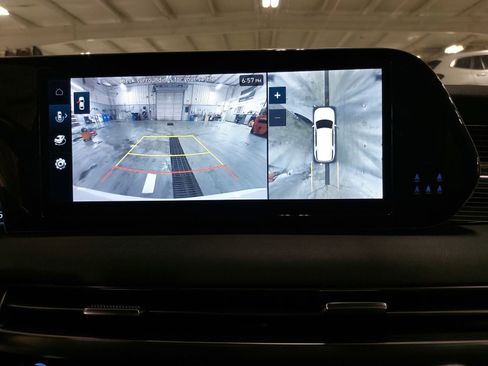 Used 2024 Hyundai Palisade Calligraphy image 26