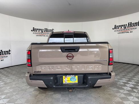 Used 2022 Nissan Frontier PRO-4X w/ Pro-4X Premium Package AWD/4WD image 5