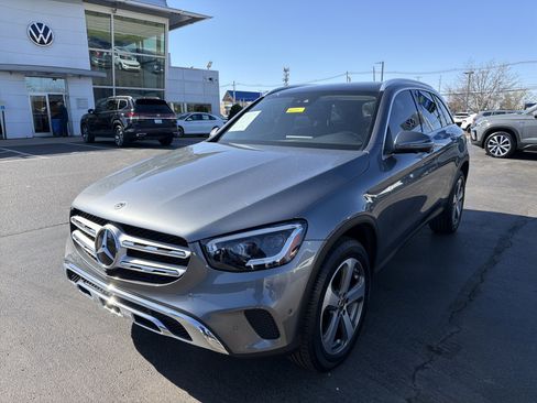 Used 2022 Mercedes-Benz GLC 300 4MATIC image 4