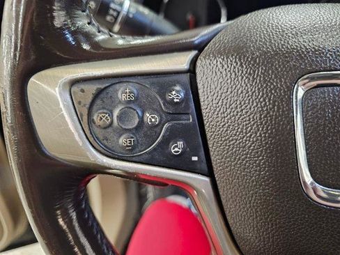 Used 2019 GMC Acadia Denali AWD/4WD image 11