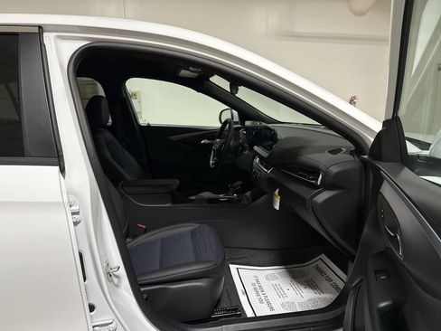 New 2026 Buick Envista Preferred w/ Convenience I Package FWD image 21