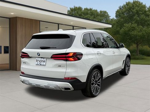 New 2026 BMW X5 sDrive40i w/ Premium Package image 8