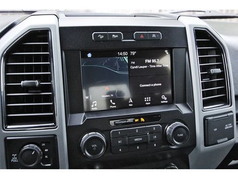 Used 2019 Ford F150 XLT w/ Equipment Group 302A Luxury AWD/4WD image 25
