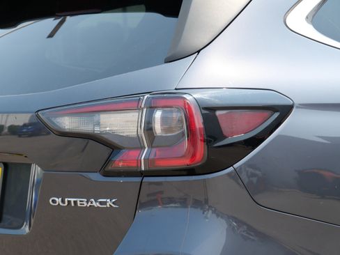 Used 2023 Subaru Outback Premium w/ Popular Package #1 AWD/4WD image 17