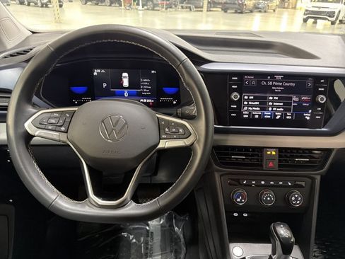 Certified 2022 Volkswagen Taos SE AWD/4WD image 27