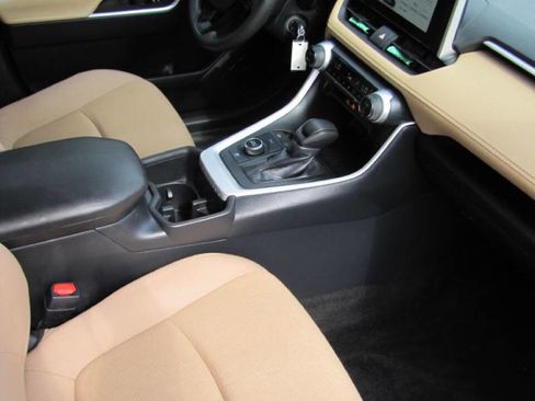 Used 2024 Toyota RAV4 LE image 25