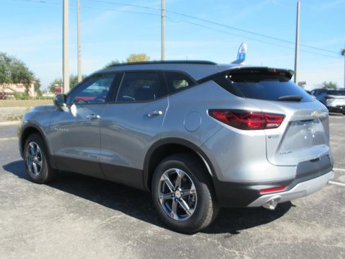 New 2026 Chevrolet Blazer LT w/ Convenience Package FWD image 6