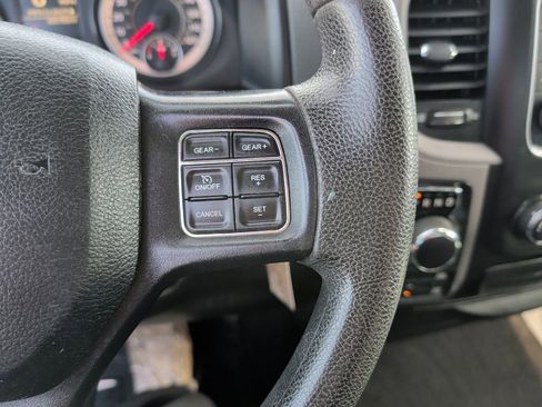 Used 2017 RAM 1500 Express w/ Express Value Package AWD/4WD image 25
