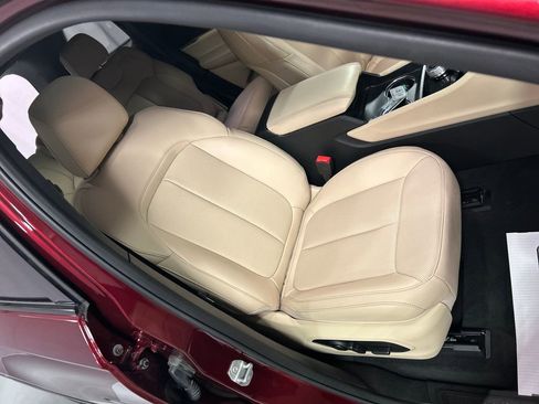 Used 2025 Jeep Grand Cherokee Limited w/ Luxury Tech Group II image 26