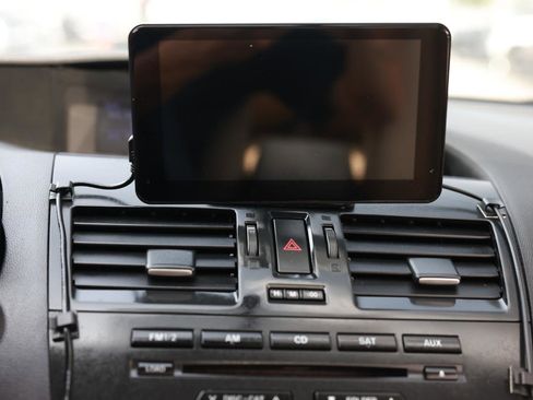 Used 2012 MAZDA MAZDA3 i Touring FWD image 31