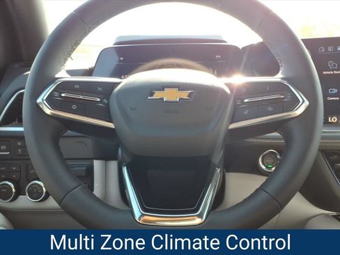 New 2026 Chevrolet Suburban Premier AWD/4WD image 10