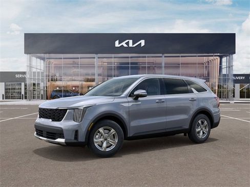 Certified 2025 Kia Sorento LX image 3