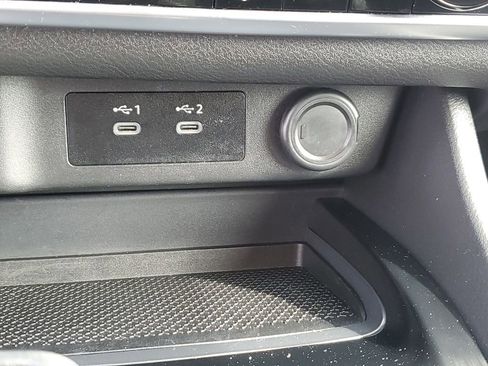 Used 2025 Nissan Rogue SV AWD/4WD image 17