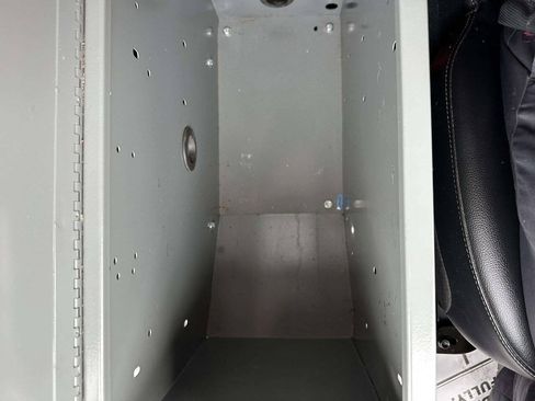 Used 2022 Ford Transit 150 Low Roof AWD image 30