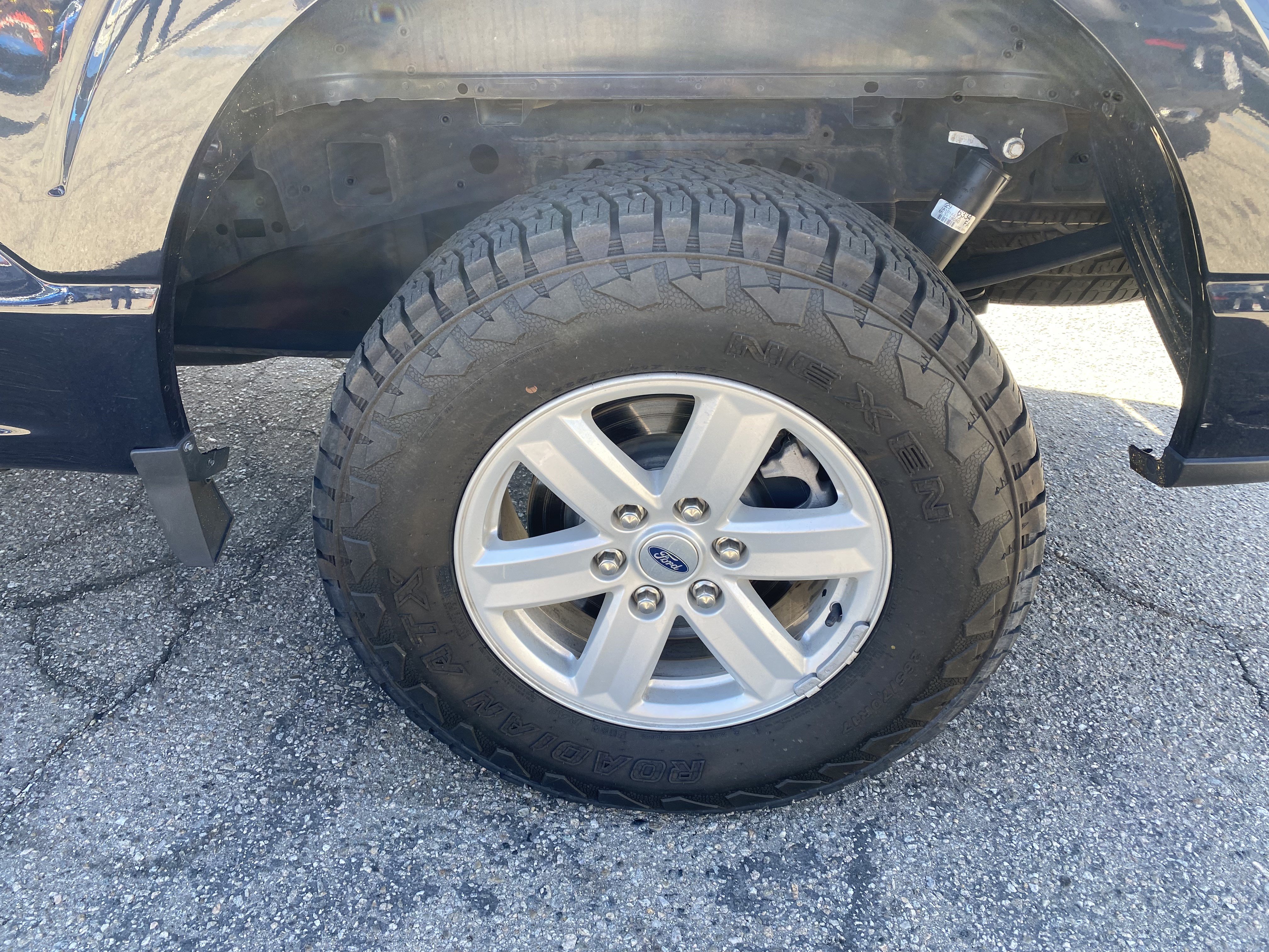 Used 2021 Ford F150 XLT w/ Equipment Group 301A Mid AWD/4WD image 13