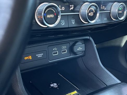 Certified 2022 Honda Civic Touring image 19