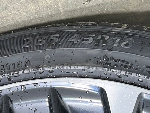 Used 2020 Toyota Camry SE image 37