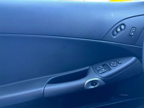 Used 2006 Chevrolet Corvette Z06 w/ Preferred Equipment Group image 23