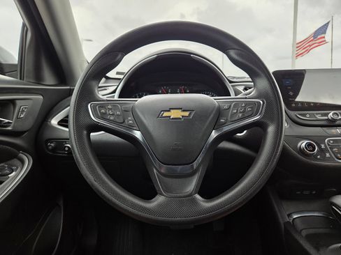 Used 2024 Chevrolet Malibu LT FWD image 11
