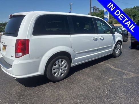 Used 2015 Dodge Grand Caravan SE w/ Quick Order Package 29E SE FWD image 10