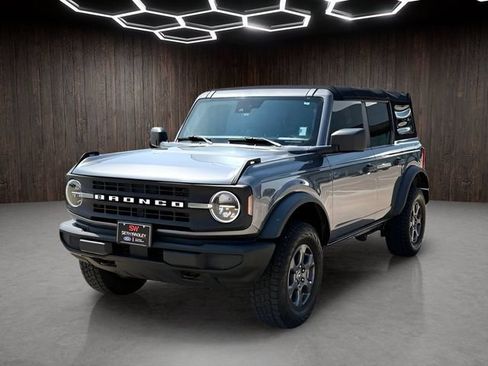 Certified 2021 Ford Bronco 4-Door AWD/4WD image 4