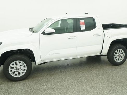 New 2026 Toyota Tacoma SR5 RWD image 90