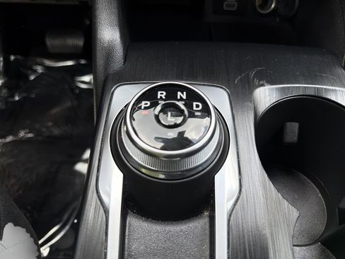 Used 2025 Ford Escape ST-Line AWD/4WD image 22