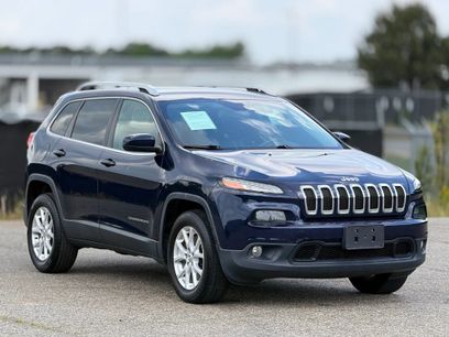 Used 2015 Jeep Cherokee Latitude w/ Cold Weather Group