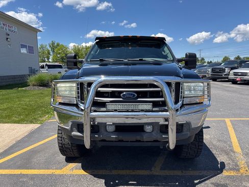Used 2004 Ford F250 XL AWD/4WD image 3