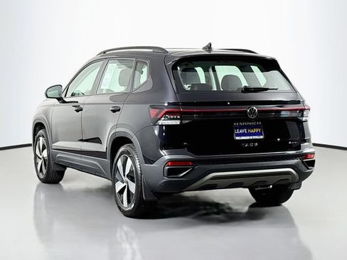 Certified 2025 Volkswagen Taos S AWD/4WD image 5