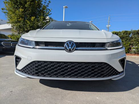 New 2026 Volkswagen Jetta SE FWD image 8