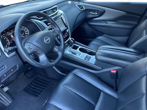 Used 2023 Nissan Murano SV image 10
