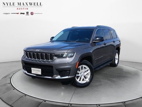 Used 2022 Jeep Grand Cherokee L Laredo w/ Luxury Tech Group I RWD image 1