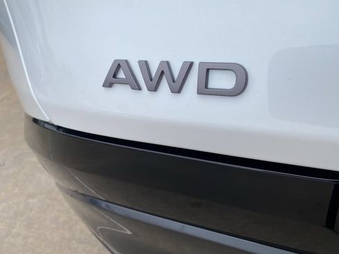 New 2026 Nissan Murano Platinum w/ Cargo Package AWD/4WD image 10