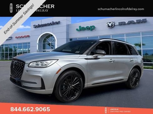 Used 2023 Lincoln Corsair Reserve w/ Equipment Group 201A FWD image 3