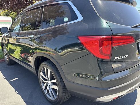Used 2016 Honda Pilot Touring image 10