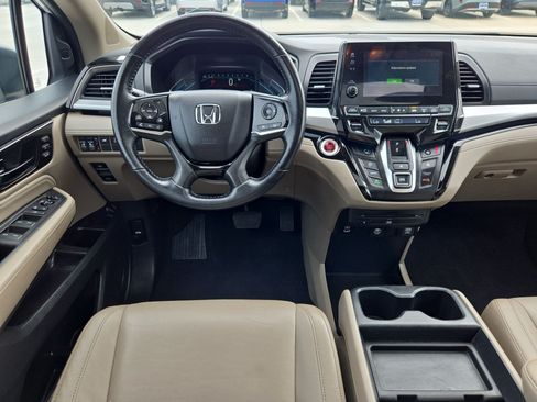 Used 2021 Honda Odyssey Touring image 29