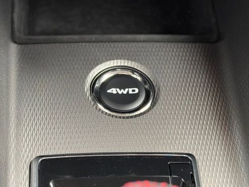 Used 2025 Mitsubishi Outlander Sport ES AWD/4WD image 18