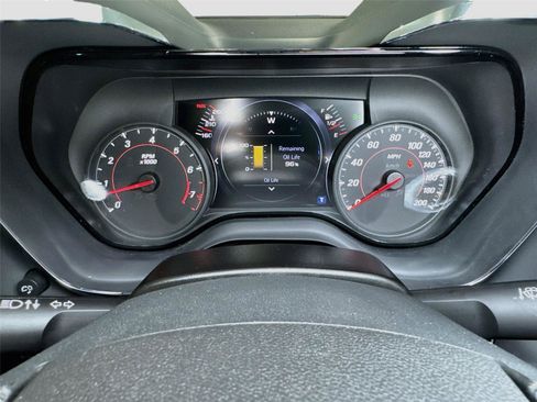 Used 2023 Chevrolet Camaro SS RWD image 4