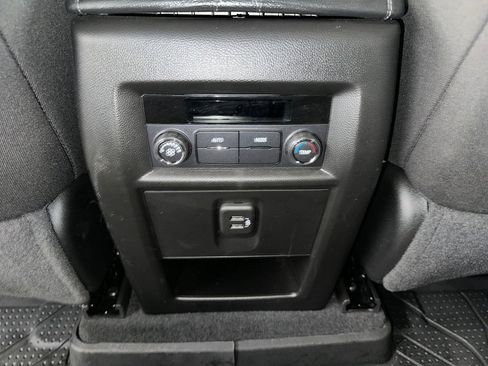 Certified 2023 Chevrolet Traverse LT image 22