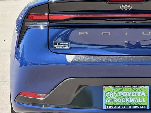 New 2026 Toyota Prius XLE image 5